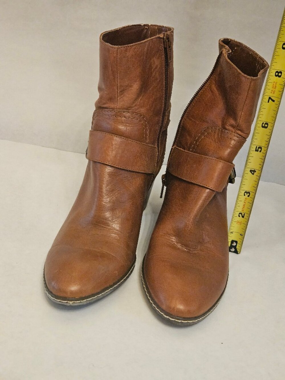 Anne Klein Brown 8M Leather Zippered Ankle Boots